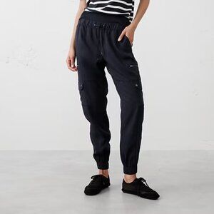 Banana Republic Women's Black Tencel Cargo Joggers Size Small Petite